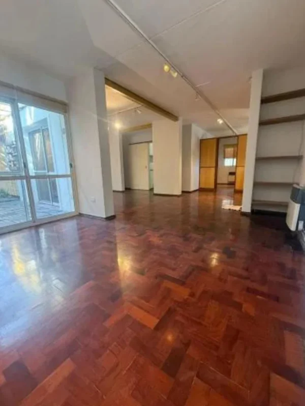 Casa en Urca a metros del Parque Las Naciones - Imagen 2